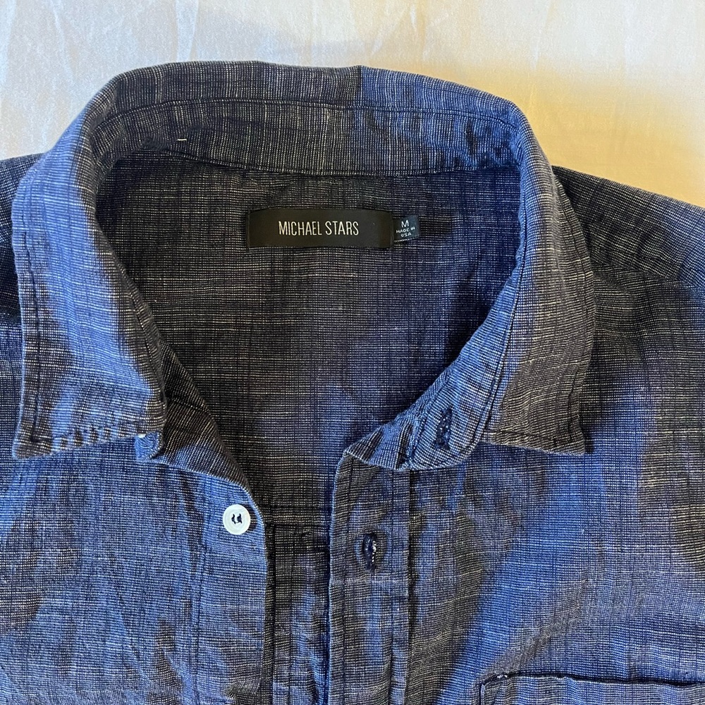 Michael Stars men’s button up shirt, blue, medium.